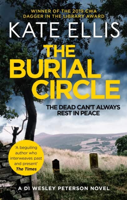 The Burial Circle av Kate Ellis