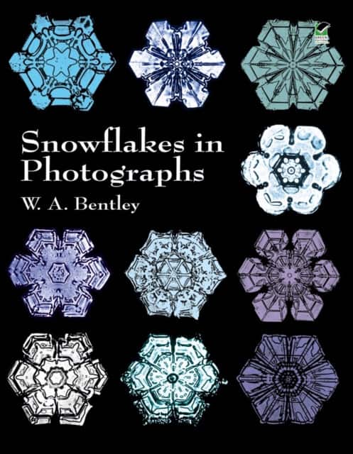 Snowflakes in Photographs av W. A. Bentley