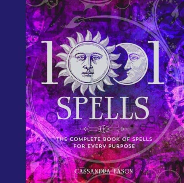 1001 Spells av Cassandra Eason