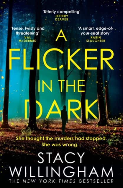 A Flicker in the Dark av Stacy Willingham