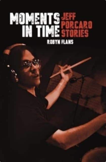 Moments in Time av Robyn Flans