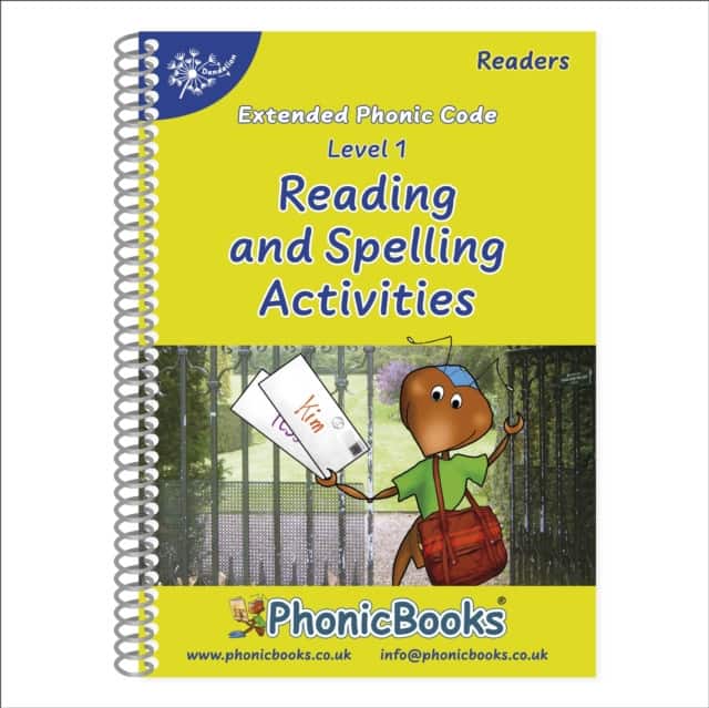 Phonic Books Dandelion Readers Reading and Spelling Activities Vowel Spellings Level 1 av Phonic Books
