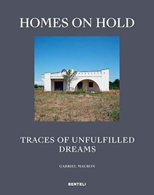 Homes on Hold av Gabriel Mauron