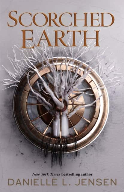 Scorched Earth av Danielle L. Jensen