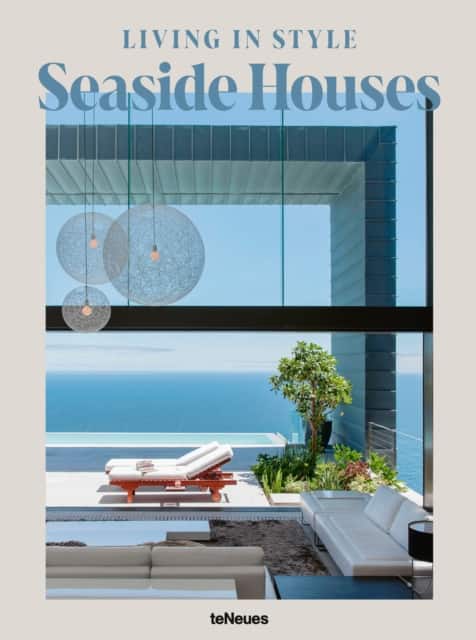 Living in Style Seaside Houses av Toromanoff