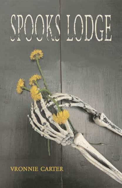 Spooks Lodge av Vronnie Carter