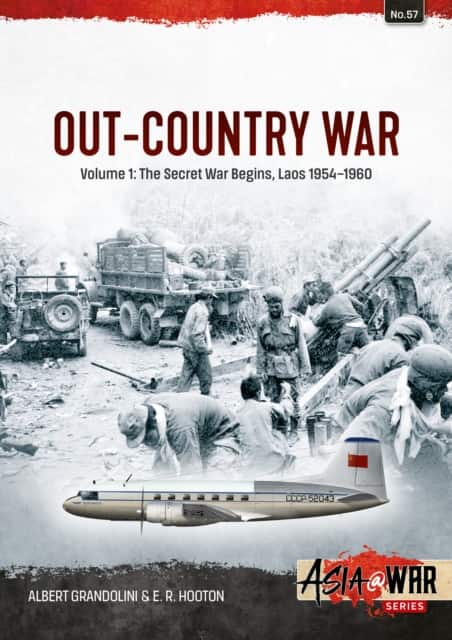 Out-Country War Volume 1 av Albert Grandolini