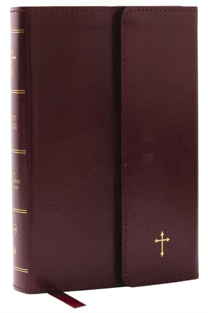 NKJV Compact Paragraph-Style Bible w/ 43,000 Cross References, Burgundy Leatherflex w/ Magnetic Flap, Red Letter, Comfort Print: Holy Bible, New King James Version av Thomas Nelson