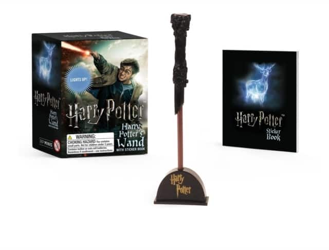 Harry potter wizards wand with sticker book - lights up! av Running Press