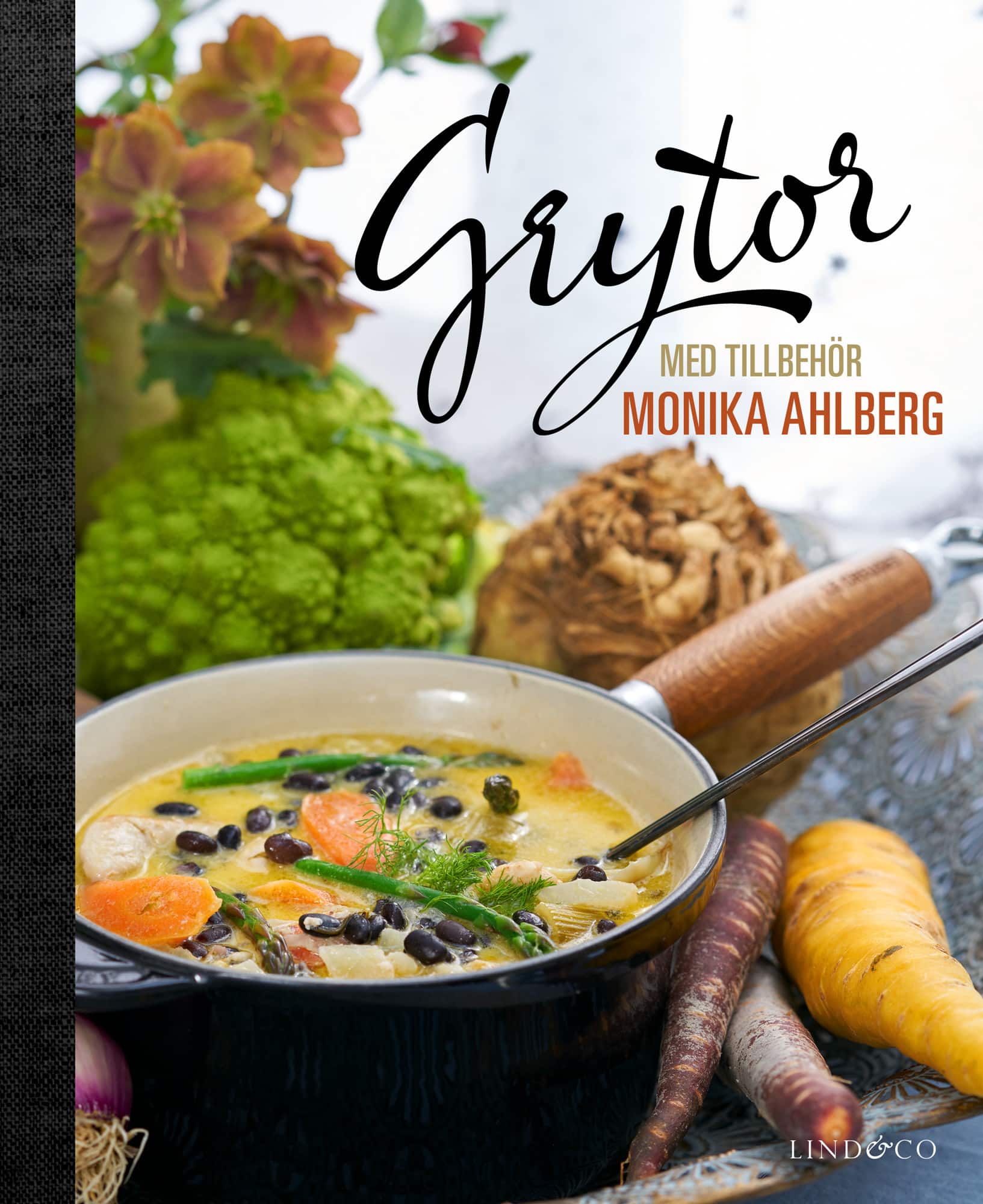 Grytor med tillbehör av Monika Ahlberg