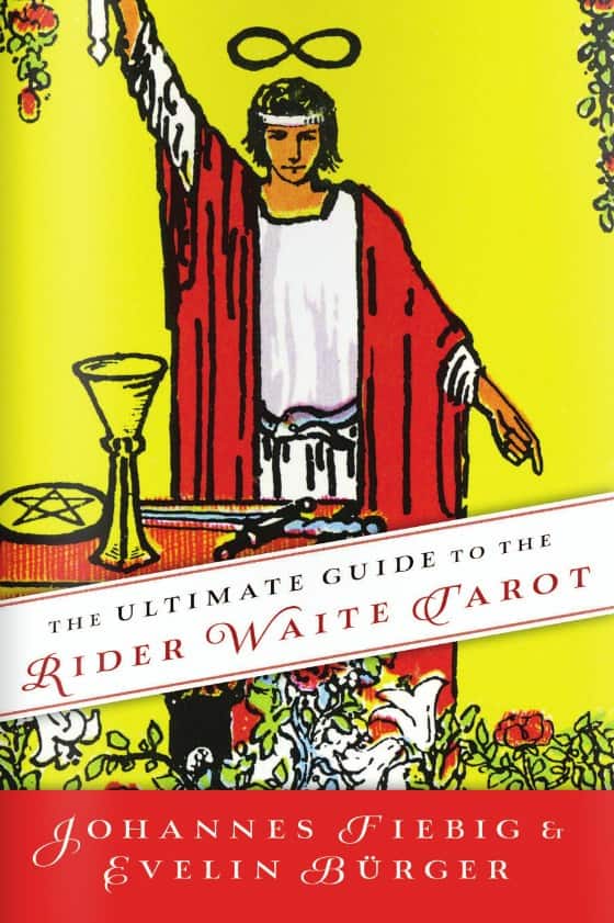 Ultimate guide to the rider waite tarot av Evelin Burger