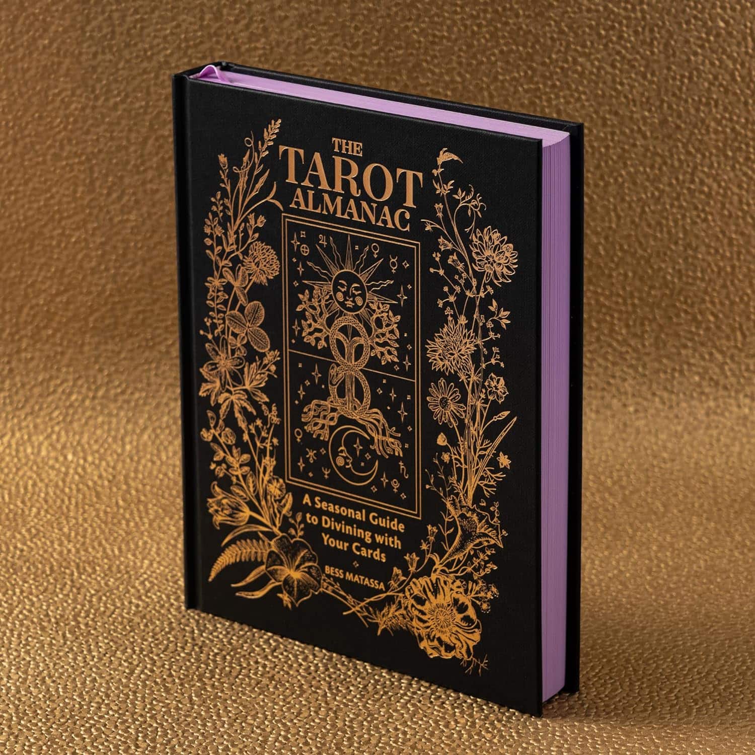 Tarot Almanac: A Seasonal Guide to Divining with Your Cards av Bess Matassa
